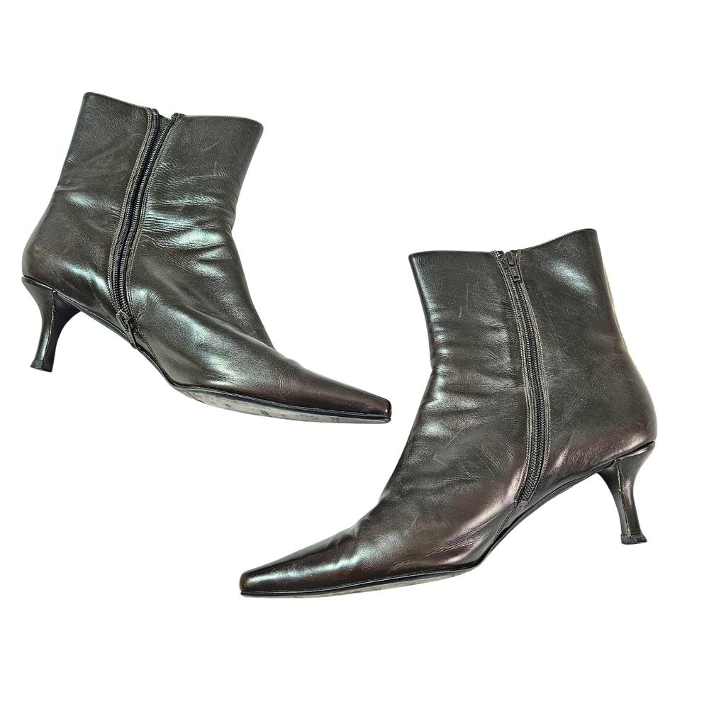 Stuart Weitzman Black Leather Heeled Boots